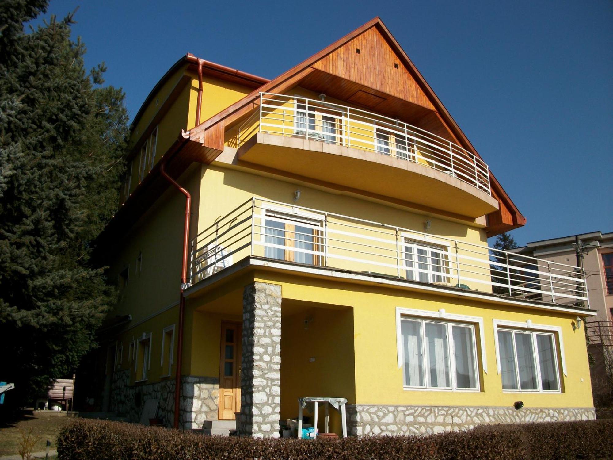 Hotel Szamoca Vendeghaz Miskolc Exterior foto